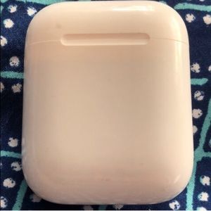 Apple AirPods, work perfectly slight case staining